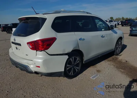 2018 Nissan Pathfinder Sv z USA, uszkodzony, nr VIN 5N1DR2MN4JC605921